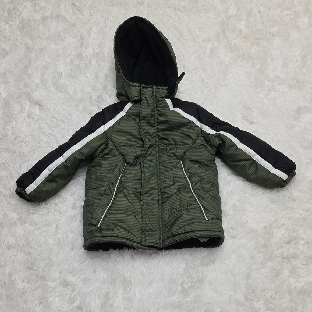 Ixtreme Green & Black Puffer Coat. Size 3T